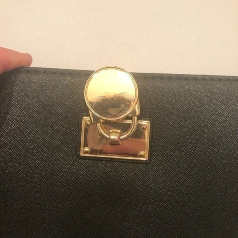 Michael kors black Hamilton lock wallet zipper